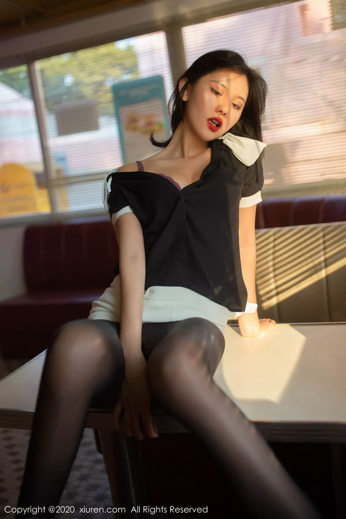 秀人集.com_[XiuRen秀人网]No.2023_嫩模就是阿朱啊加油站主题职业制服半脱露豪乳极致诱惑写真50P