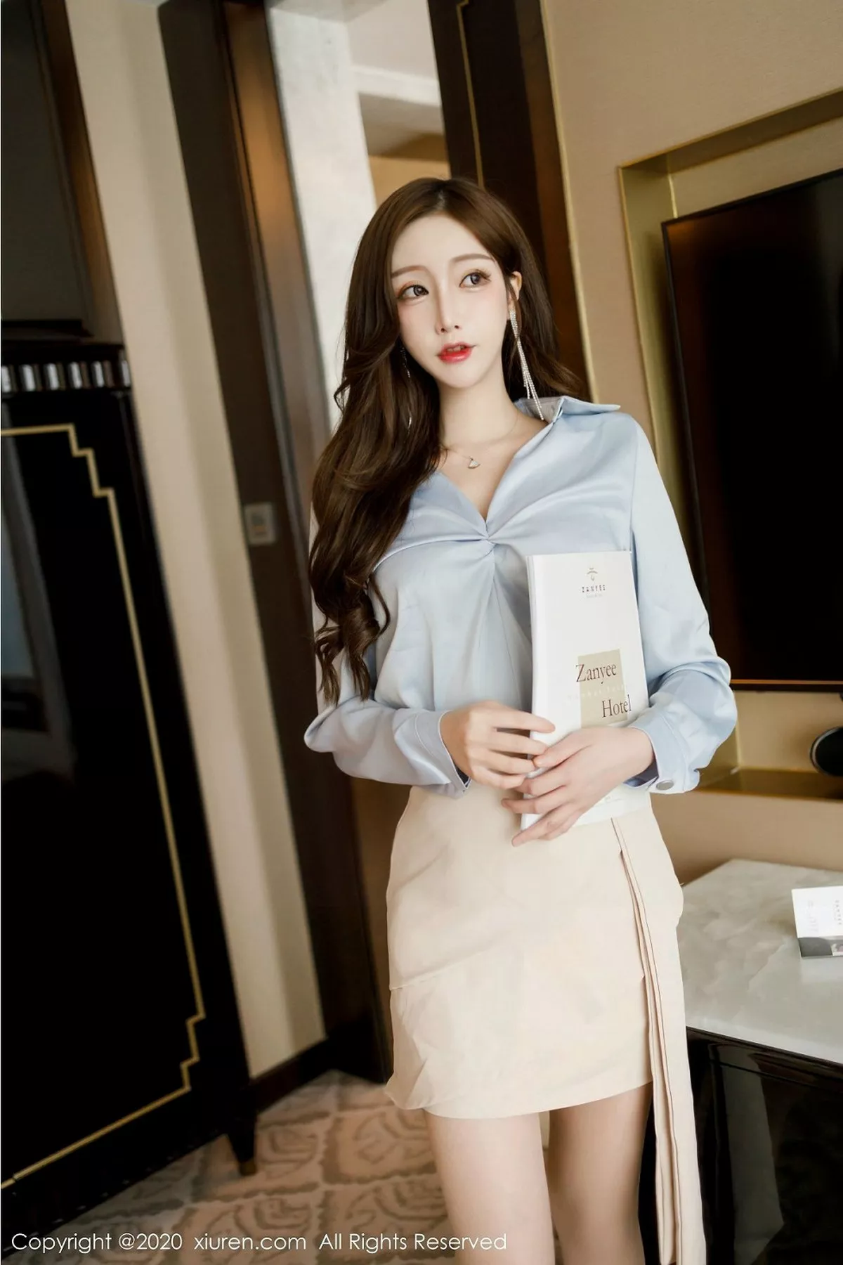 秀人集.com_[XiuRen秀人网]No.2212_丽质美人LindaLinda私房浴缸性感内衣秀完美身材迷人诱惑写真56P