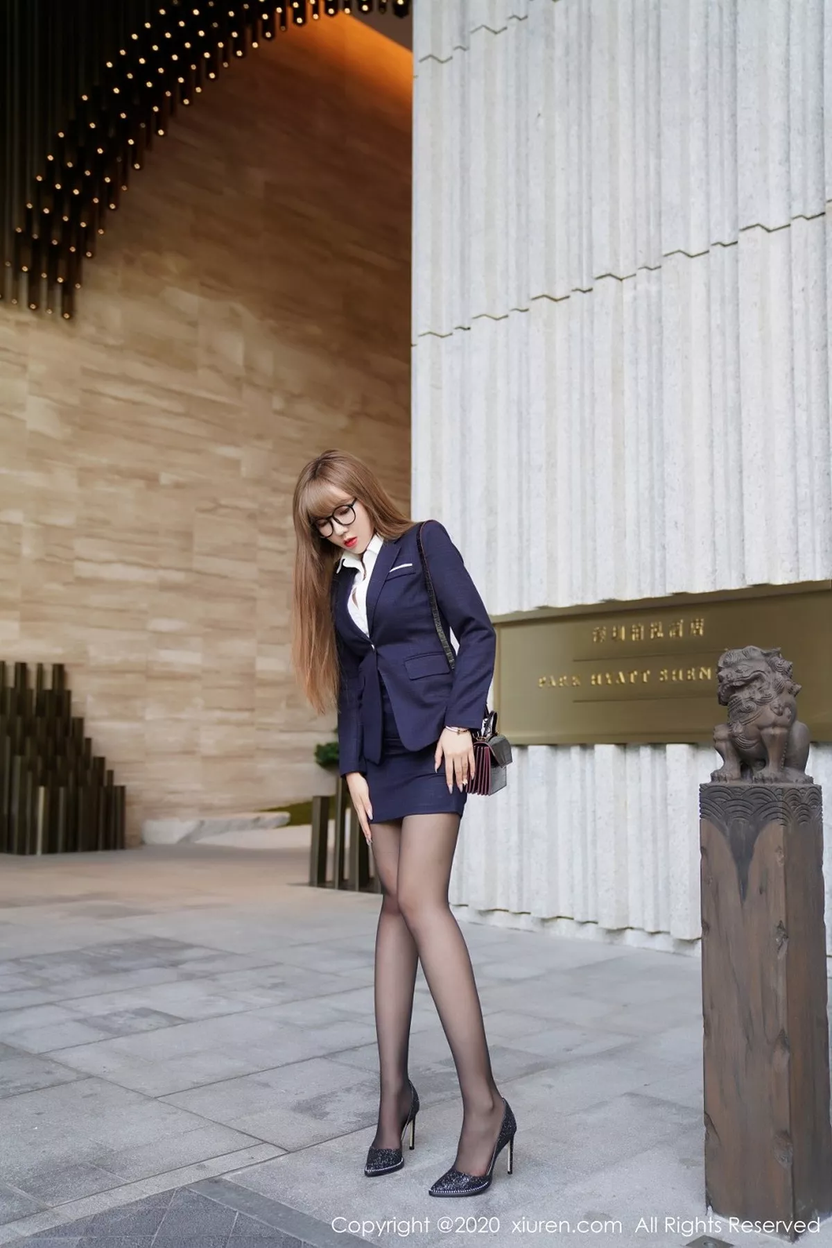 秀人集.com_[XiuRen秀人网]No.2396_嫩模柴婉艺Averie剧情故事主题职业制服配开档黑丝裤袜诱惑写真88P