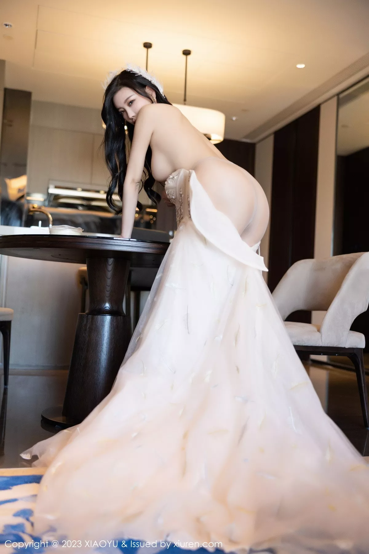 秀人集.com_[XiaoYu画语界]Vol.941_女神杨晨晨Yome生日主题脱连衣长裙露火辣身材极致诱惑写真120P