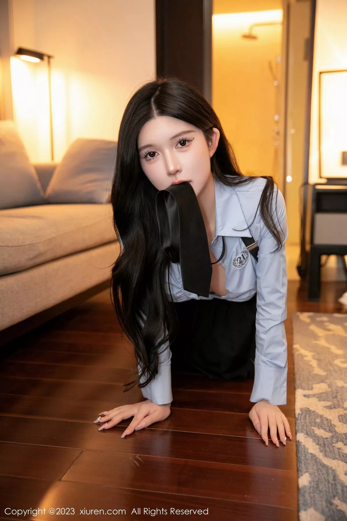 秀人集.com_[XiuRen秀人网]No.6539_模特林珊珊芭提雅旅拍性感学生装服饰半脱秀翘臀惹火诱惑写真86P