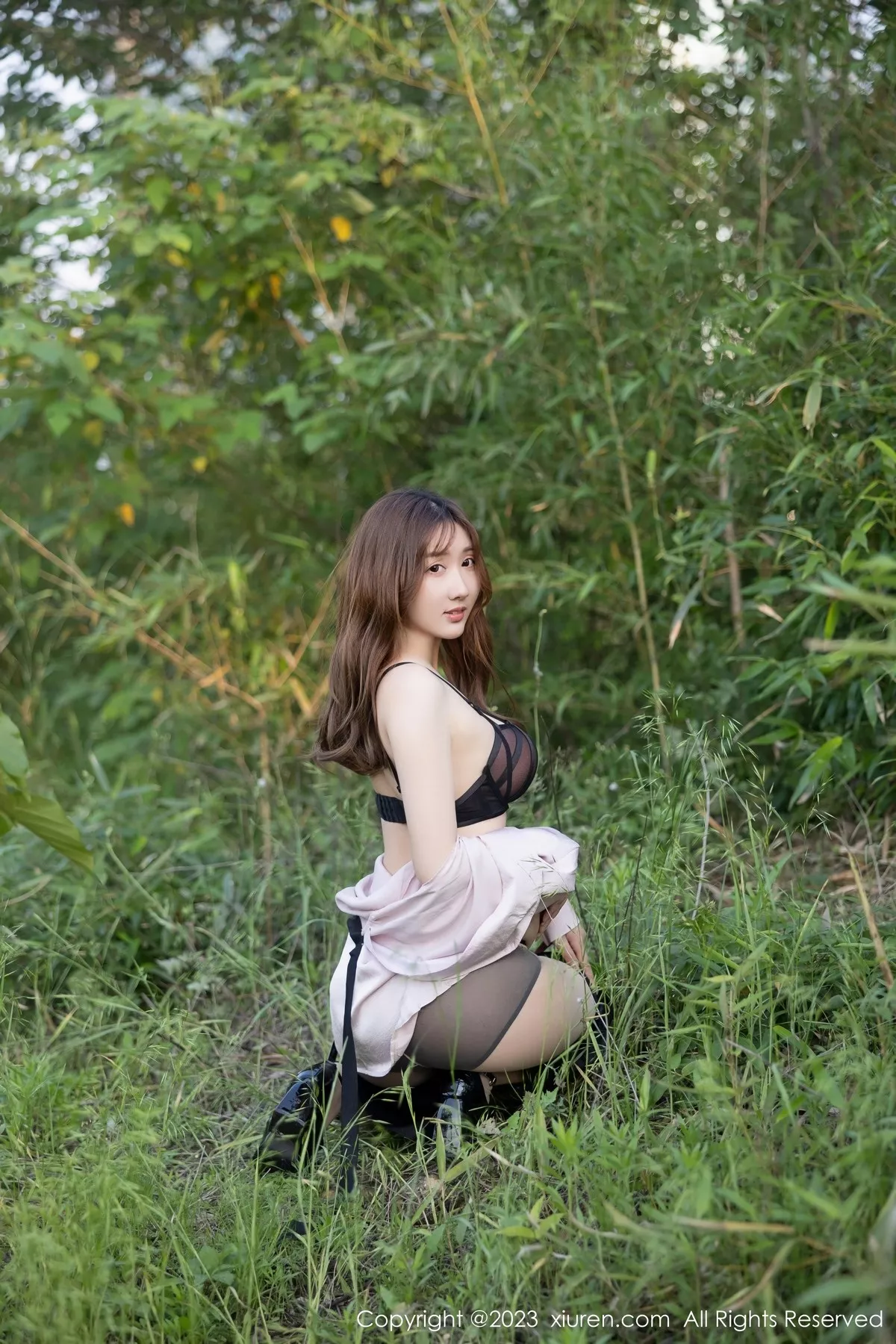 秀人集.com_[XiuRen秀人网]No.6721_模特江真真淡粉色T恤配黑短裙露性感黑色轻透内衣完美诱惑写真80P