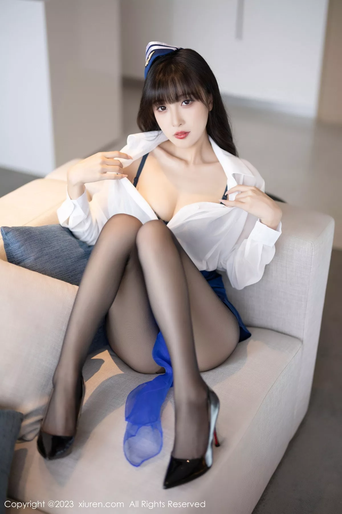 秀人集.com_[XiuRen秀人网]No.7347_模特林星阑空姐制服露蓝灰内衣配魅惑黑丝秀曼妙身姿诱惑写真83P