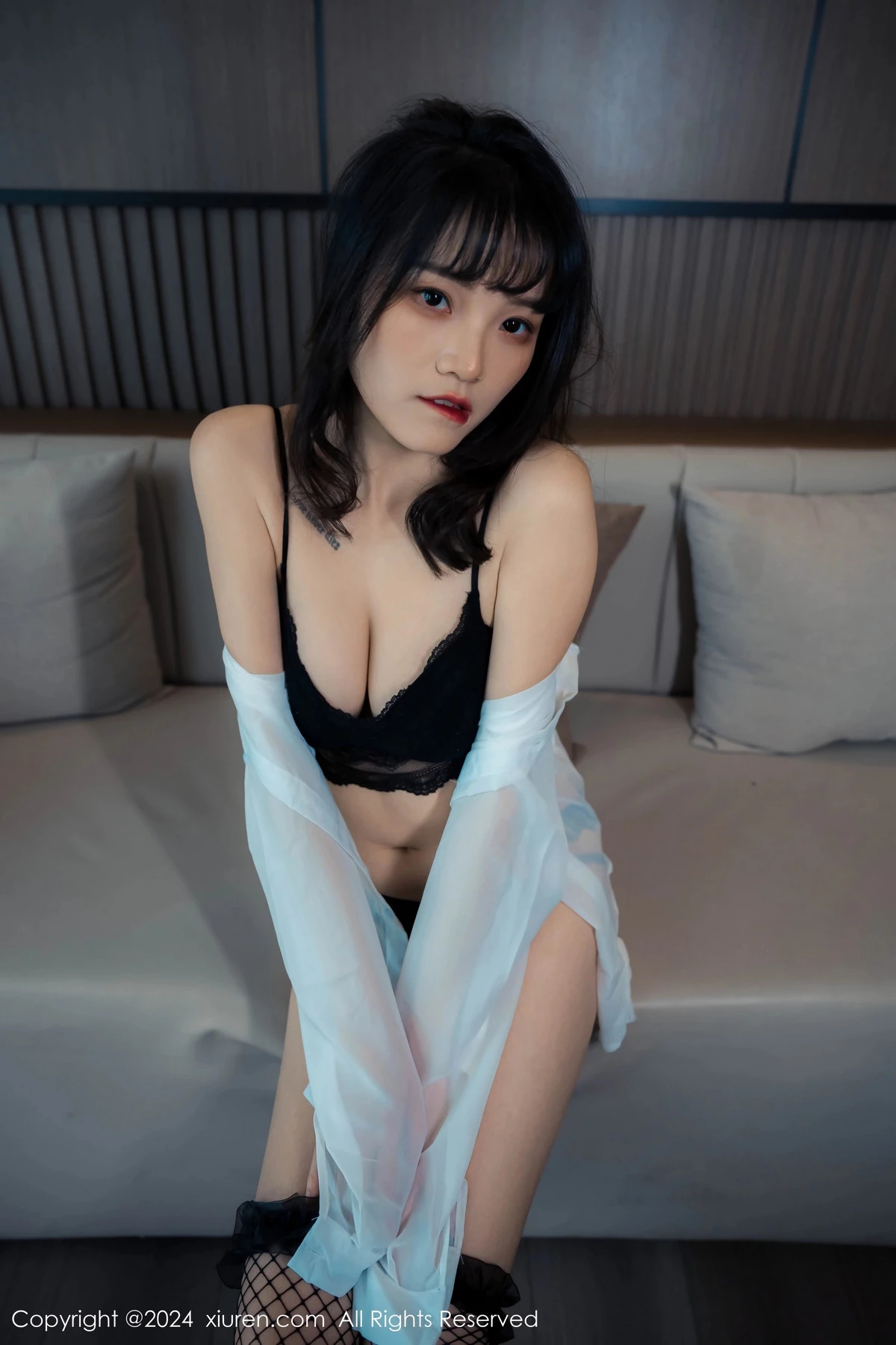 秀人集.com_[XiuRen秀人网]No.8320_新人模特唐安诺白色薄纱上衣配超薄黑丝秀曼妙身姿迷人诱惑写真84P