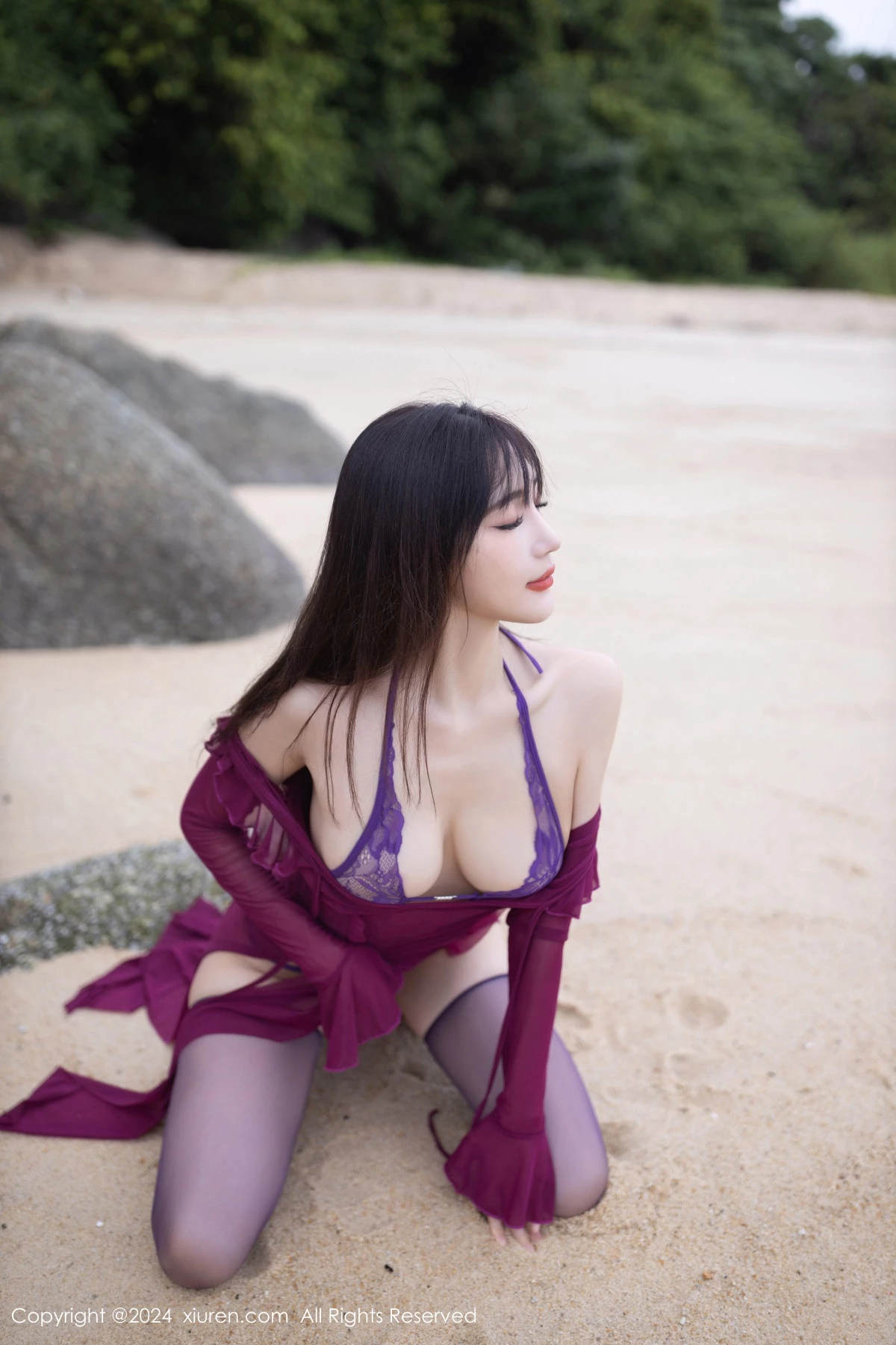 秀人集.com_[XiuRen秀人网]No.9021_模特陆萱萱海边场景紫色情趣内衣配紫色丝袜秀惹火身材诱惑写真78P