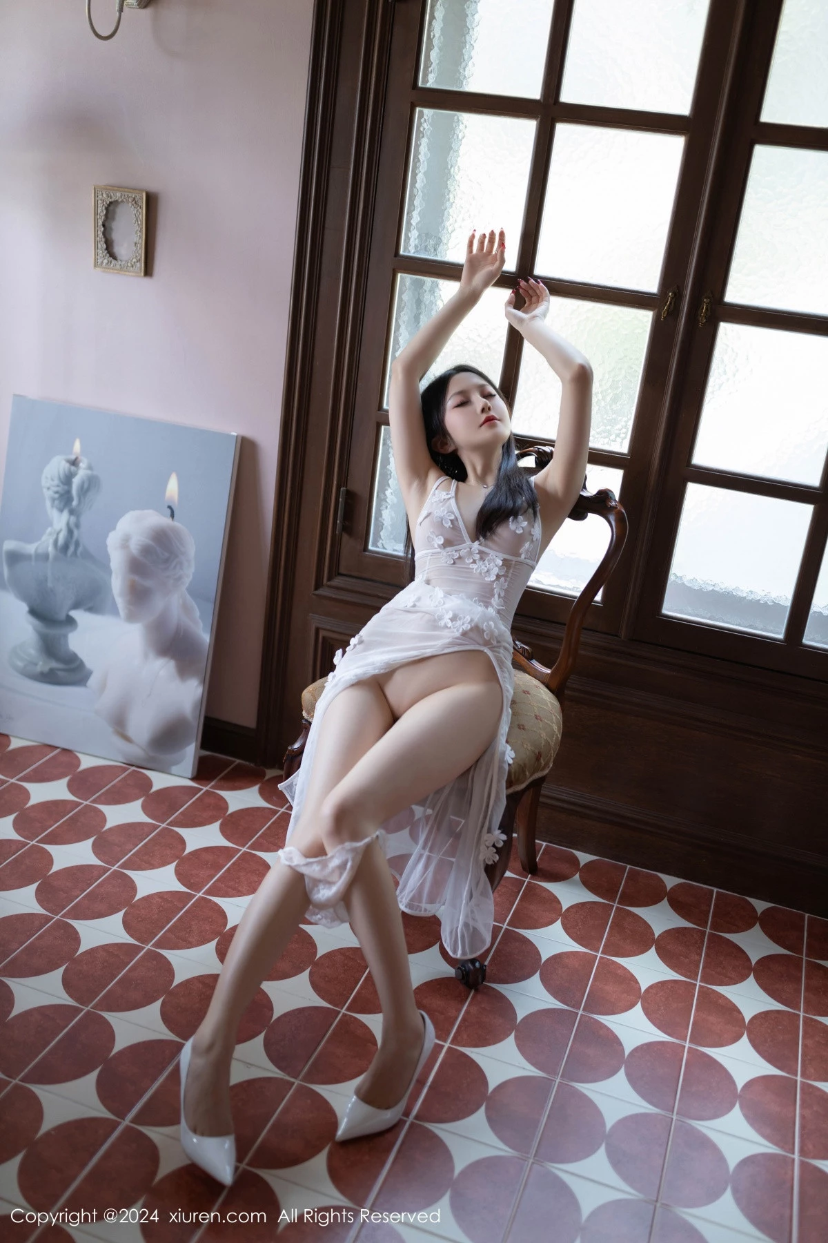 秀人集.com_[XiuRen秀人网]No.9564_模特鱼子酱Fish性感白色连衣短裙配超薄肉丝秀曼妙身姿诱惑写真80P