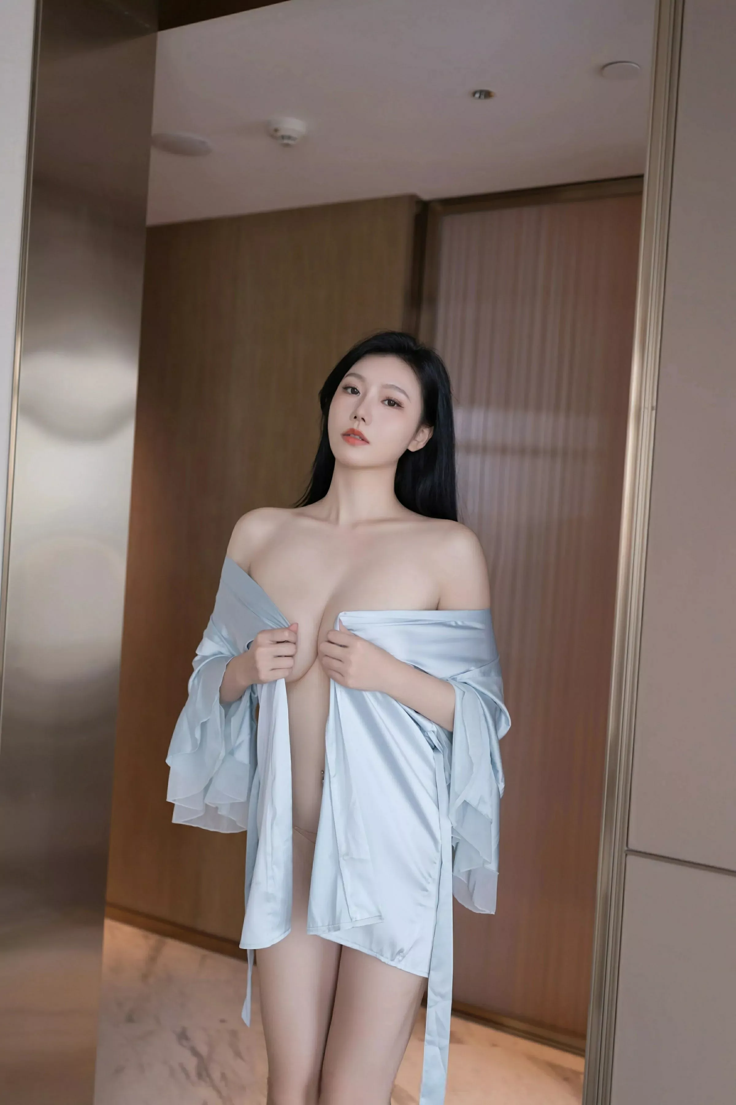 秀人集.com_[XiuRen秀人网]No.10390_模特安然anran性感蓝色吊带睡裙配肉色丝袜秀曼妙身姿诱惑写真80P