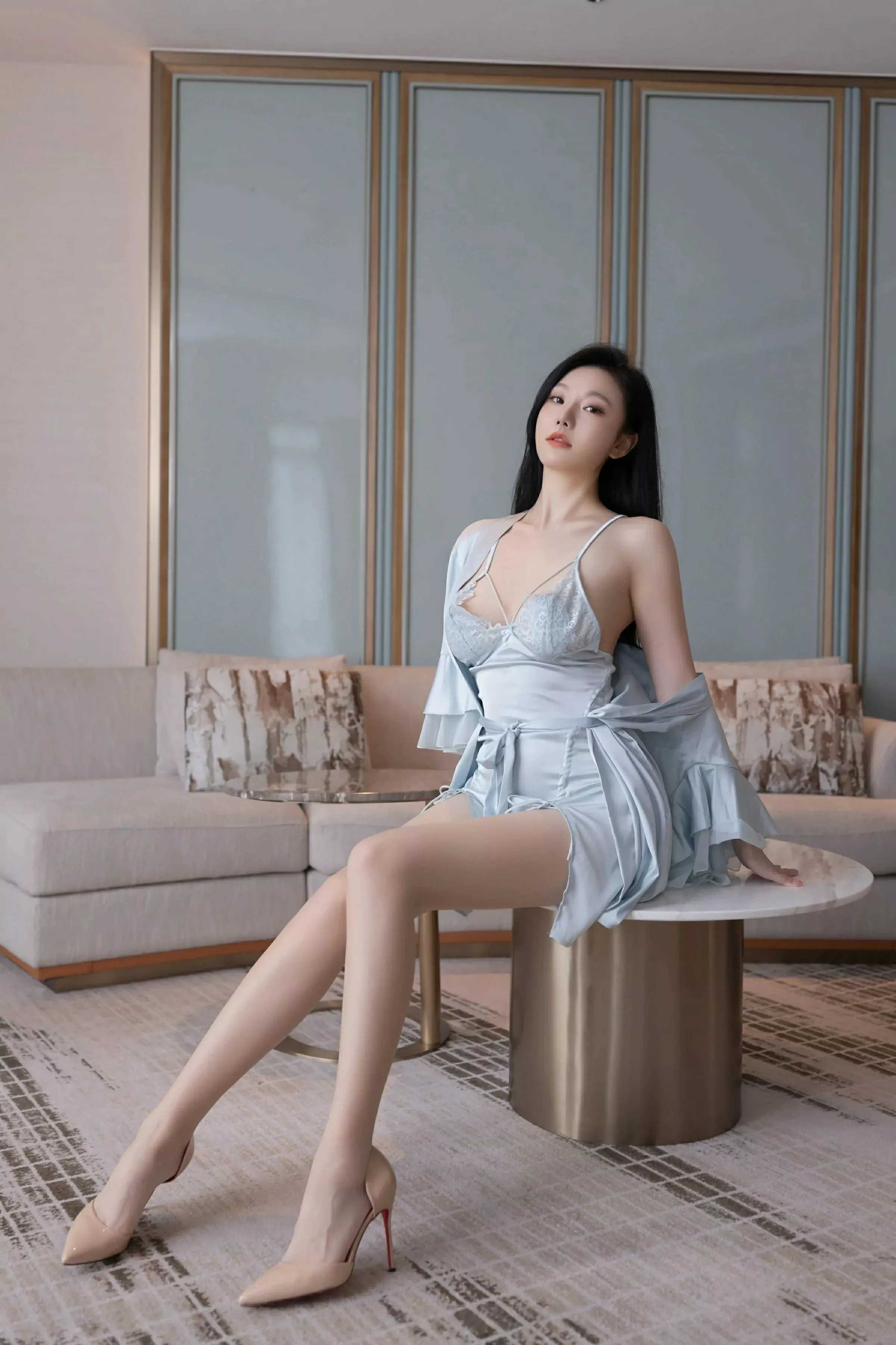 秀人集.com_[XiuRen秀人网]No.10390_模特安然anran性感蓝色吊带睡裙配肉色丝袜秀曼妙身姿诱惑写真80P