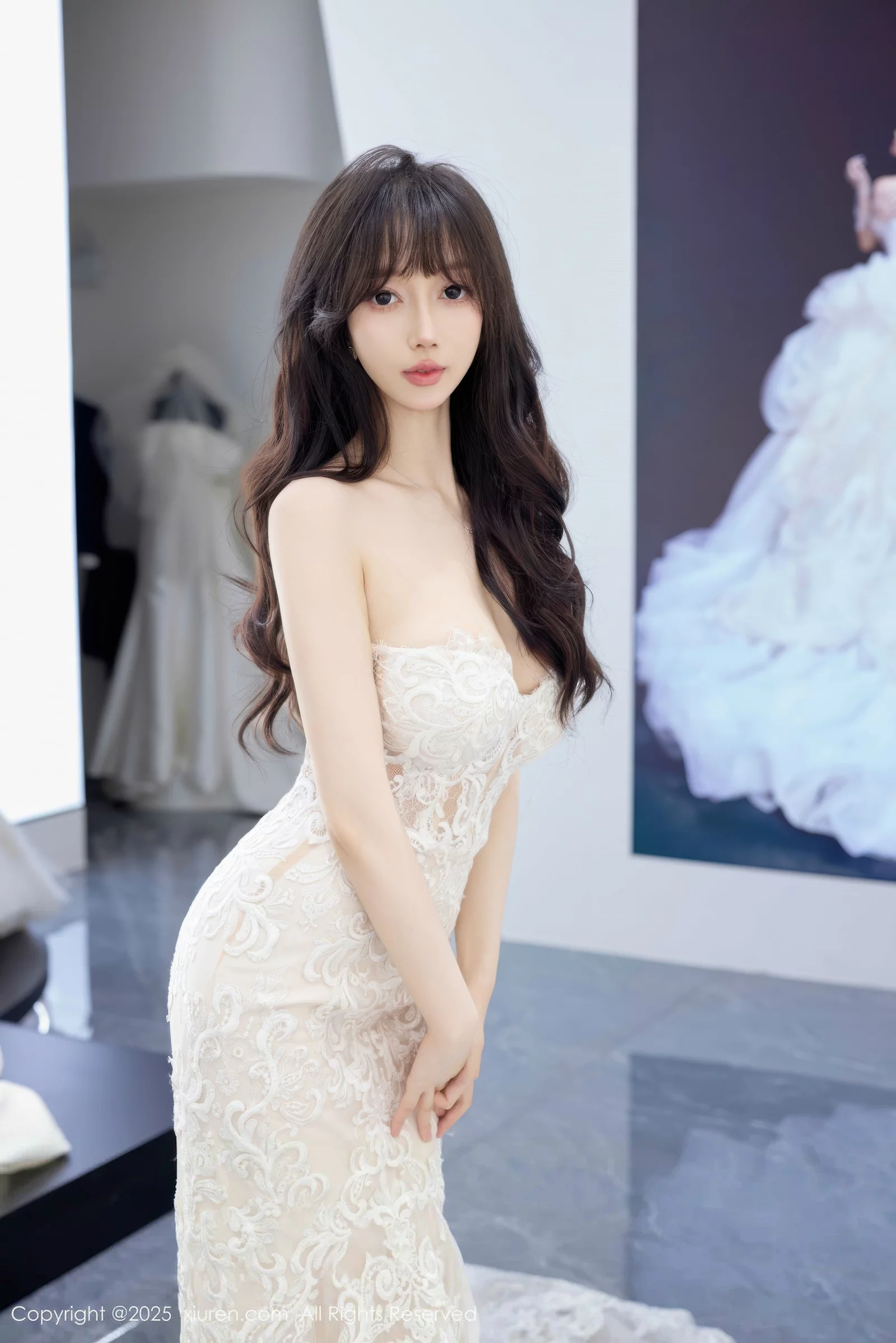 秀人集.com_[XiuRen秀人网]No.10663_模特玥儿玥er私房性感白色婚纱礼裙秀完美身材迷人诱惑写真58P