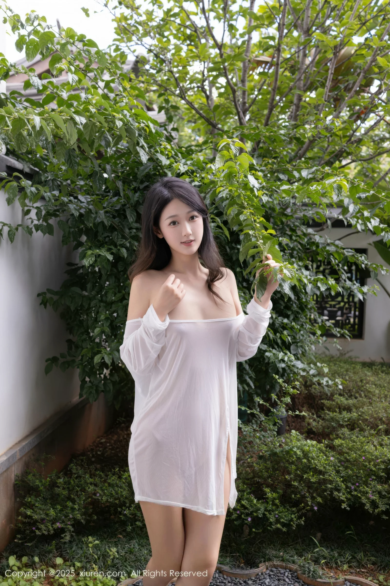 秀人集.com_[XiuRen秀人网]No.10662_模特唐安琪性感红色短裙露红色泳衣秀曼妙身姿迷人诱惑写真80P