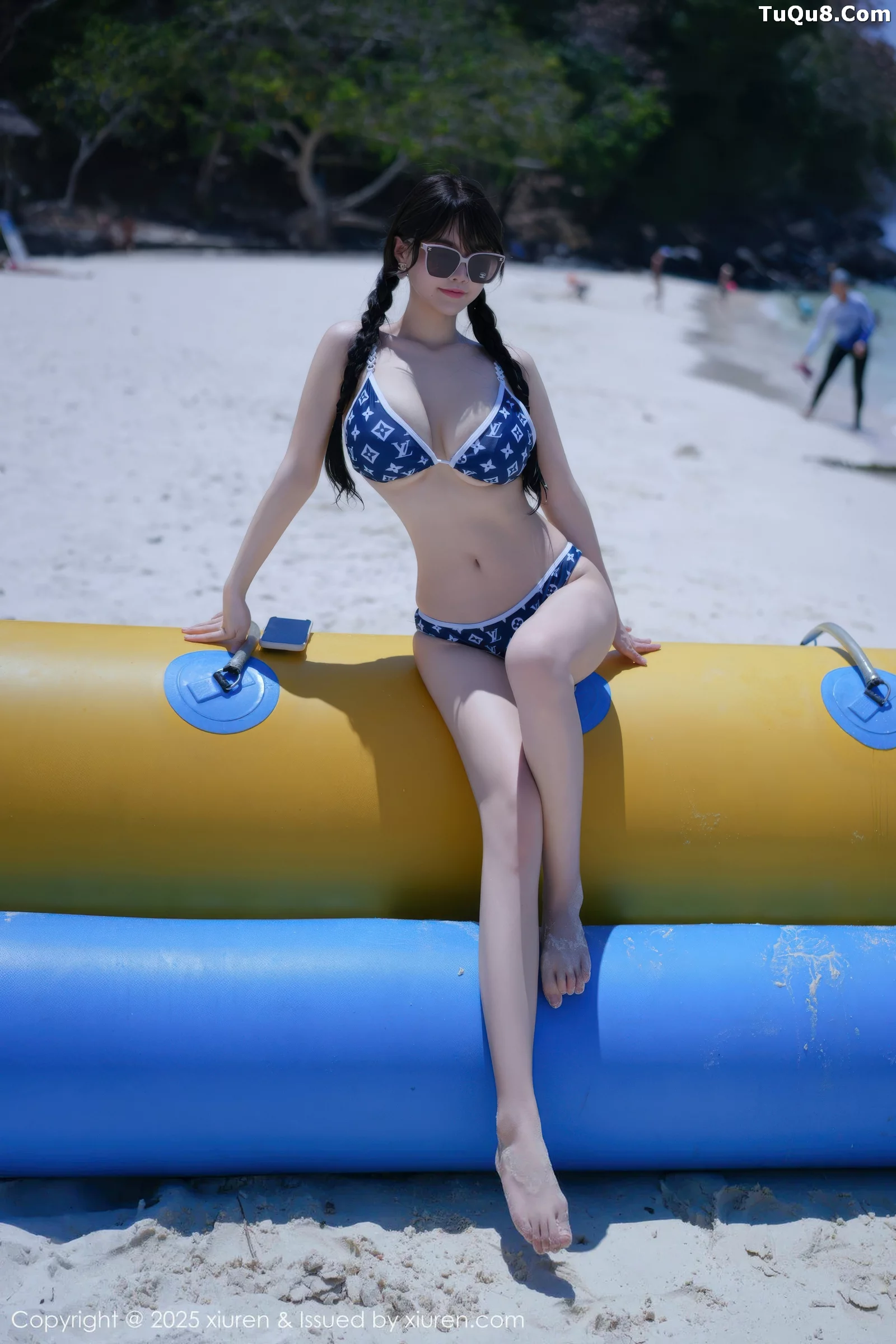 秀人集.com_[XiuRen秀人网]No.10699_模特心上可Flora性感比基尼+黑色情趣薄纱秀丰满身材诱惑写真64P