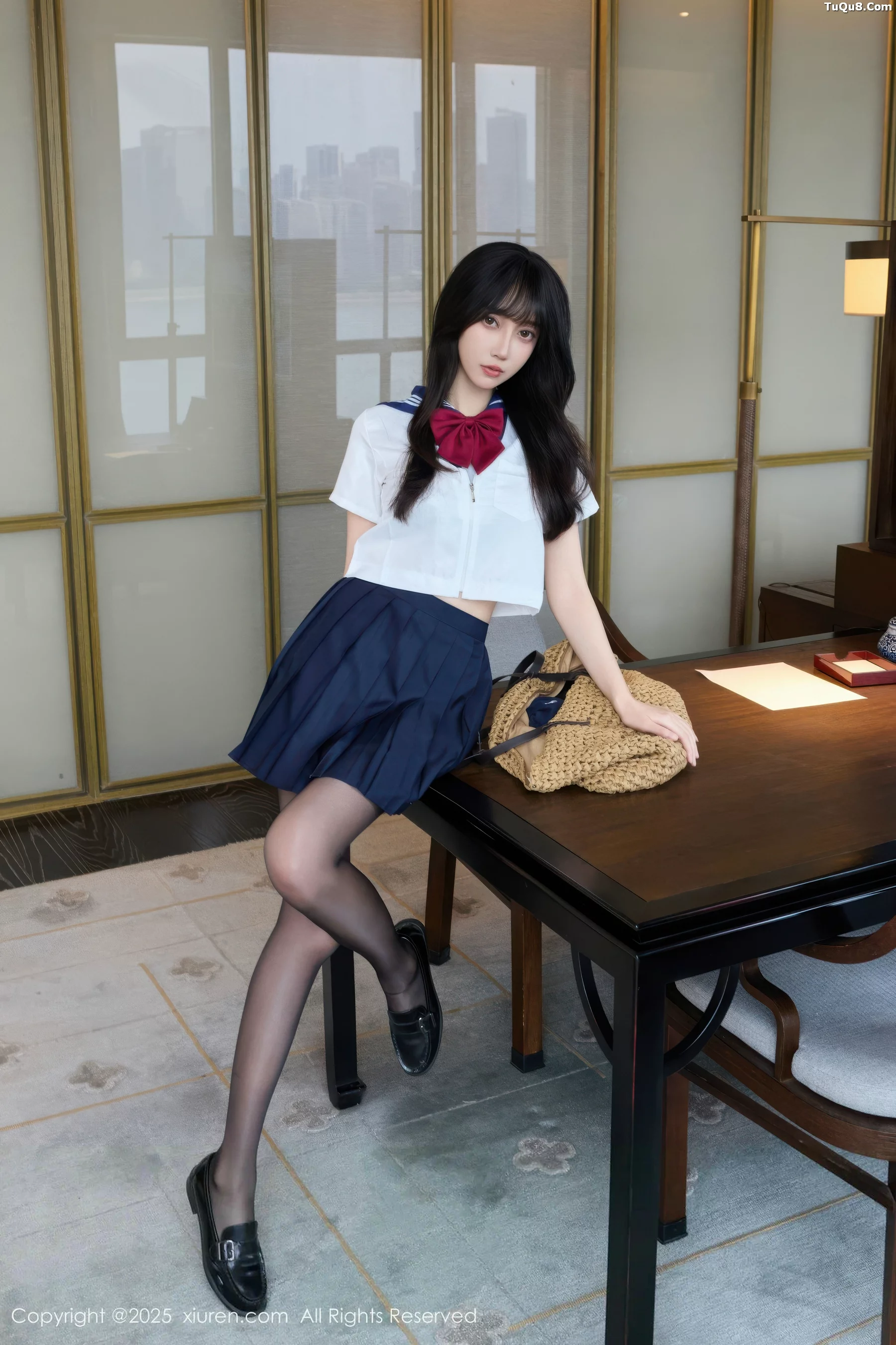 秀人集.com_[XiuRen秀人网]No.10766_模特玥儿玥er私房性感JK制服配超薄黑丝秀曼妙身姿迷人诱惑写真68P