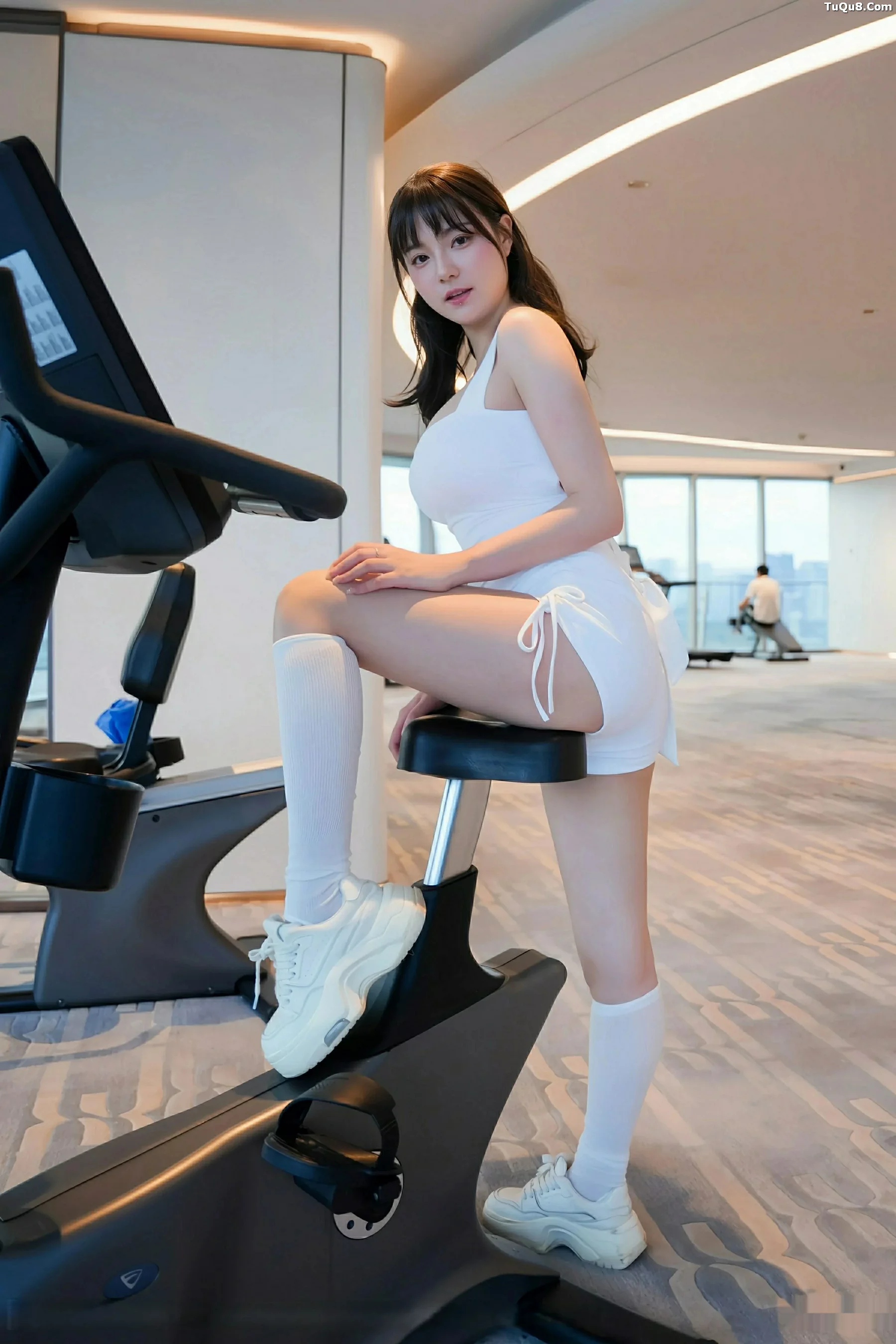 秀人集.com_[XiuRen秀人网]No.10808_模特软情健身房场景性感白色运动服配白丝袜秀曼妙身姿诱惑写真81P