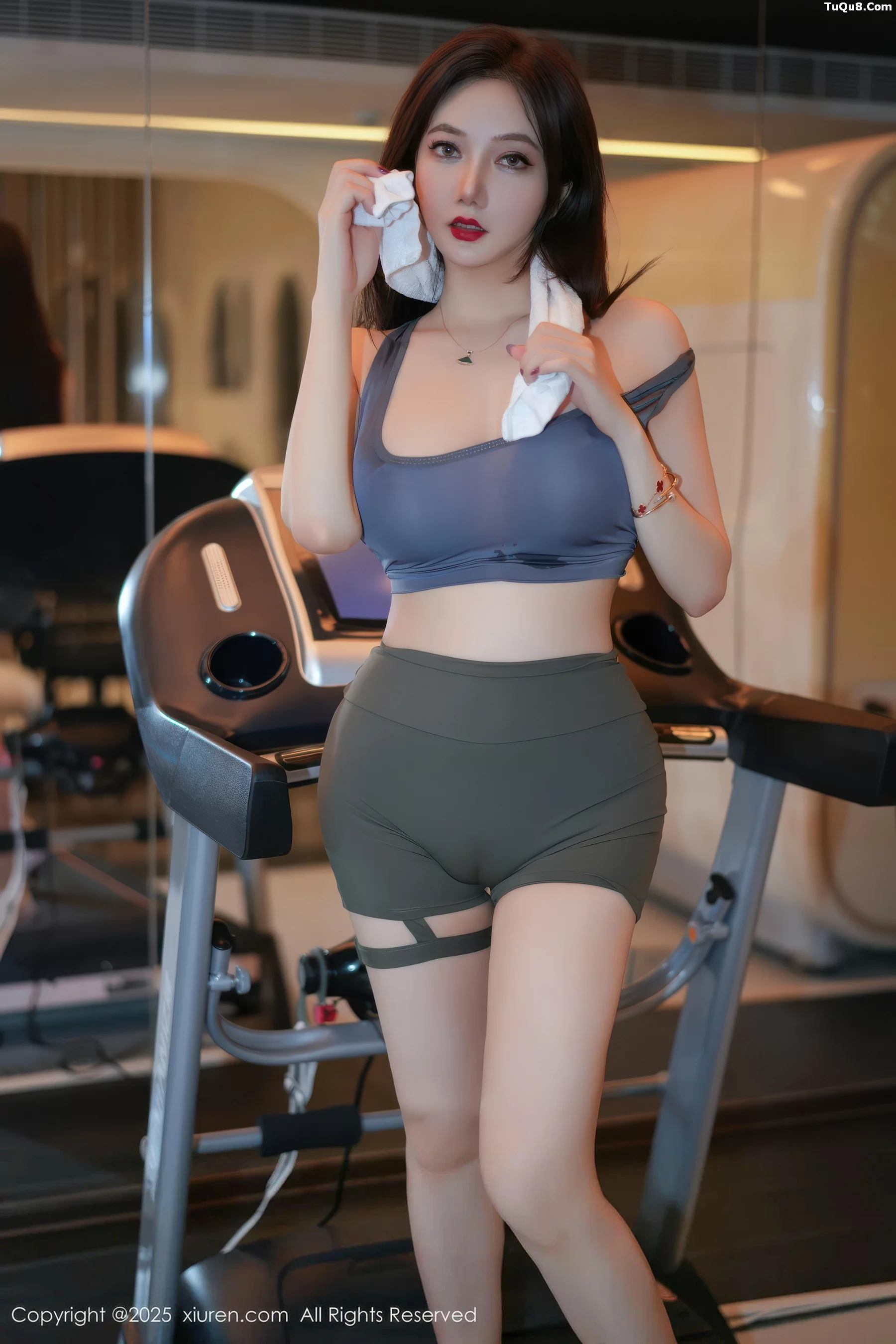 秀人集.com_[XiuRen秀人网]No.10950_女神心妍小公主健身房性感深色运动服秀丰满身材迷人诱惑写真52P