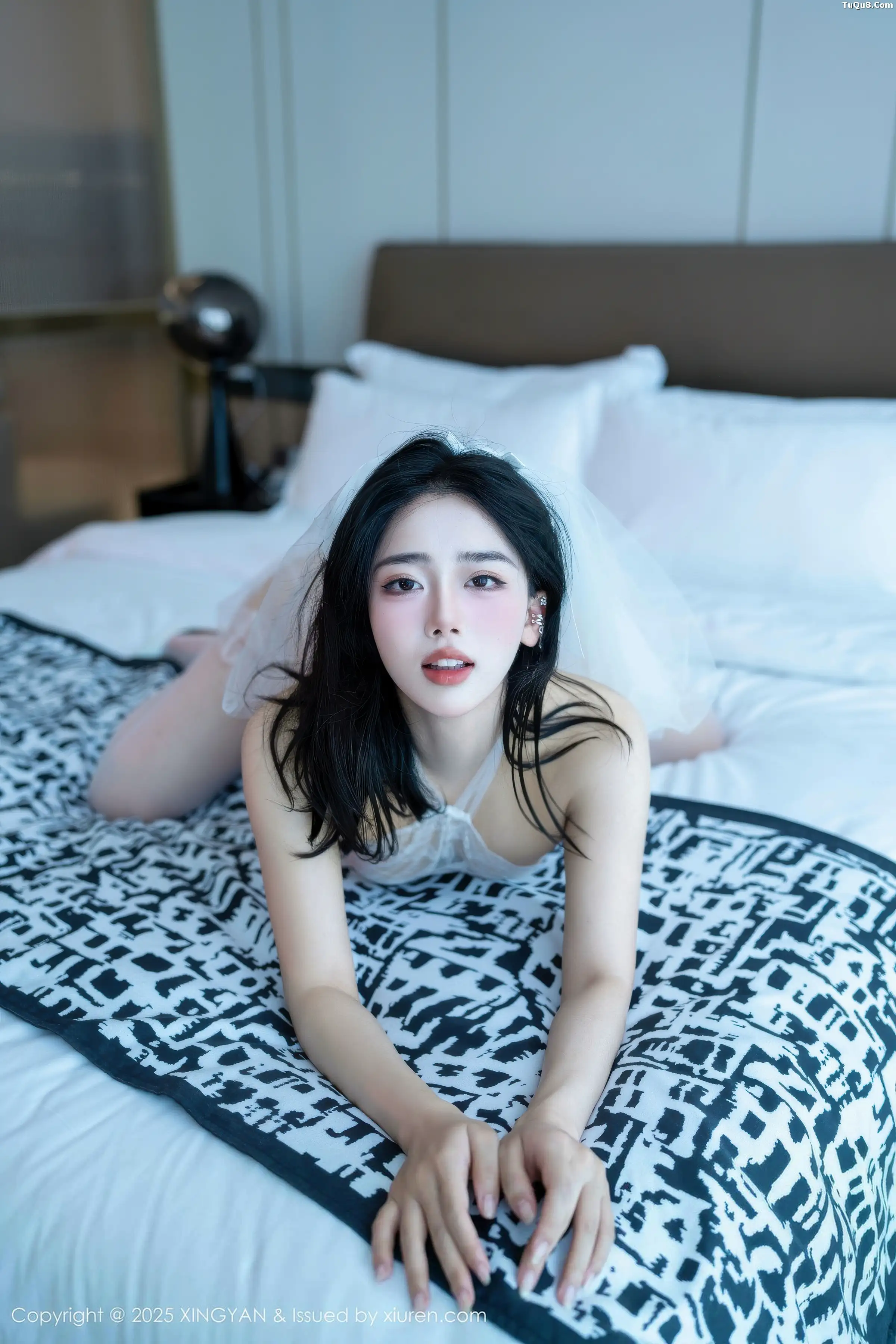 秀人集.com_[XINGYAN星颜社]VOL.429_模特阮福福性感白色情趣服饰配白色丝袜秀完美身材诱惑写真78P