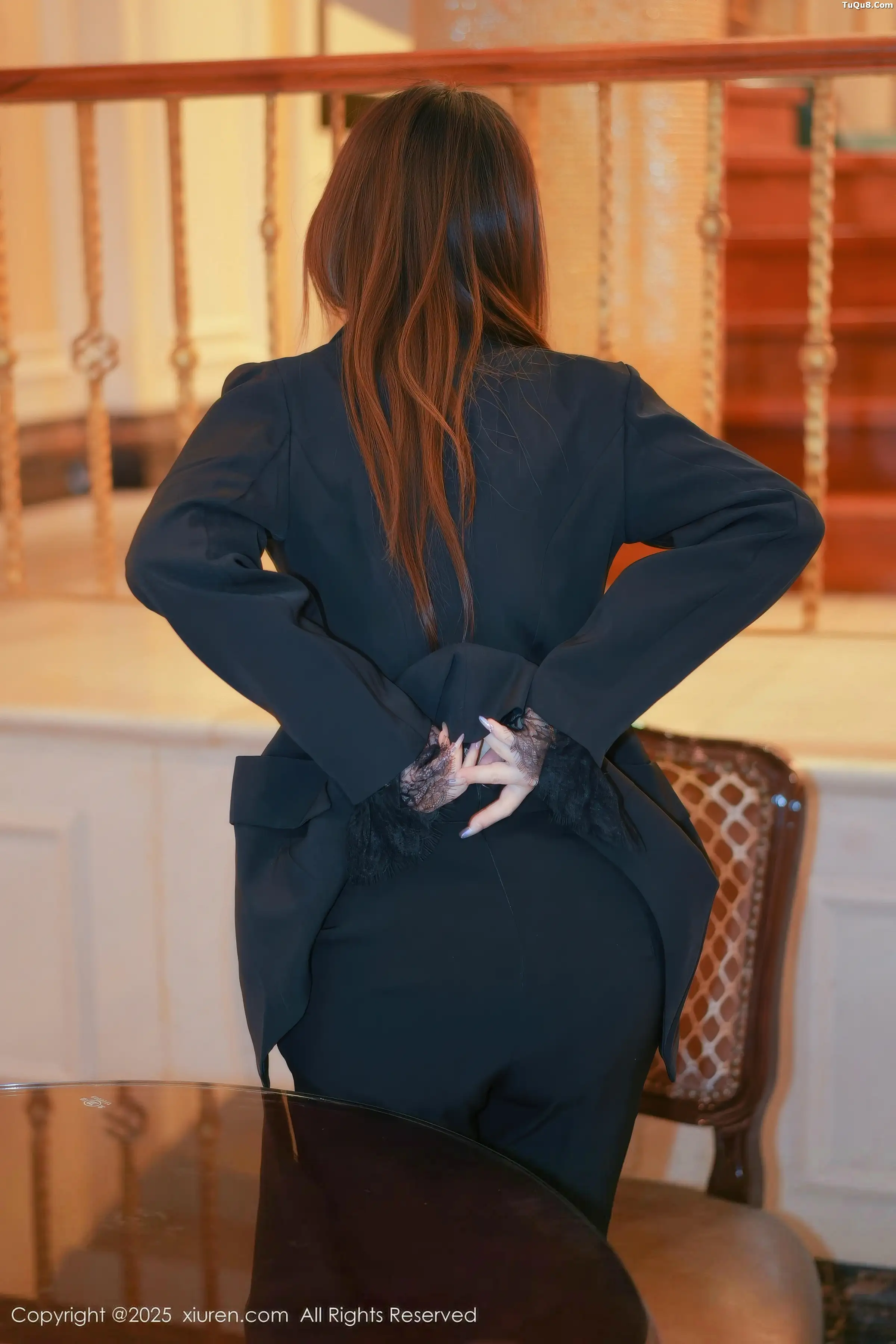 秀人集.com_[XiuRen秀人网]No.11007_模特Twins-夭夭性感西服露豹纹内衣配闪亮黑丝秀曼妙身姿诱惑写真82P