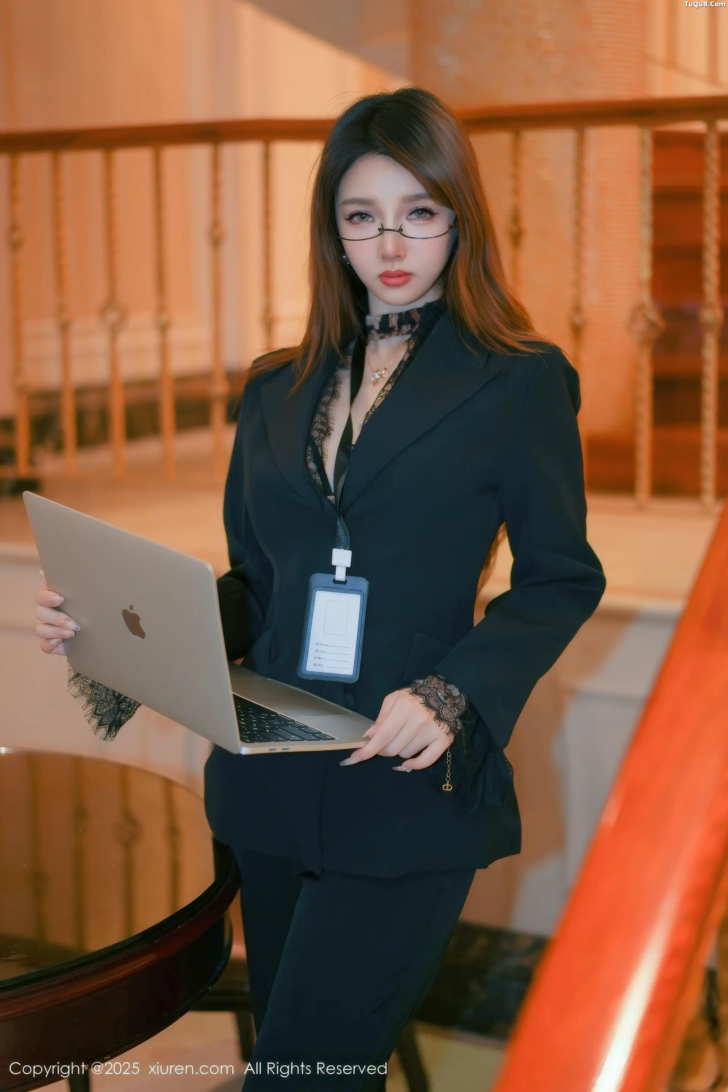 秀人集.com_[XiuRen秀人网]No.11007_模特Twins-夭夭性感西服露豹纹内衣配闪亮黑丝秀曼妙身姿诱惑写真82P