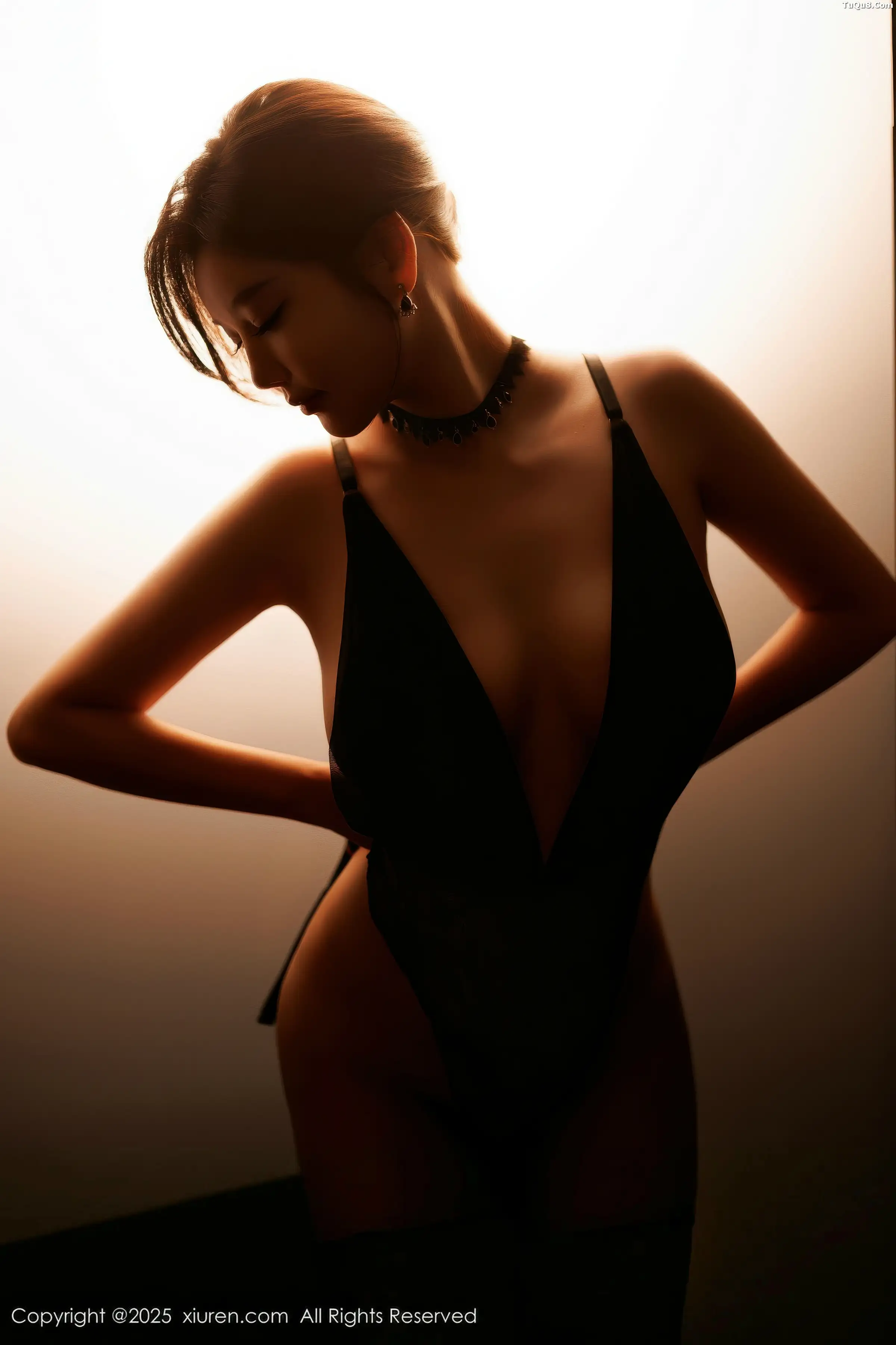 秀人集.com_[XiuRen秀人网]No.11013_女神CHENCHEN.性感黑色情趣内衣配黑丝袜秀丰腴身材诱惑写真83P