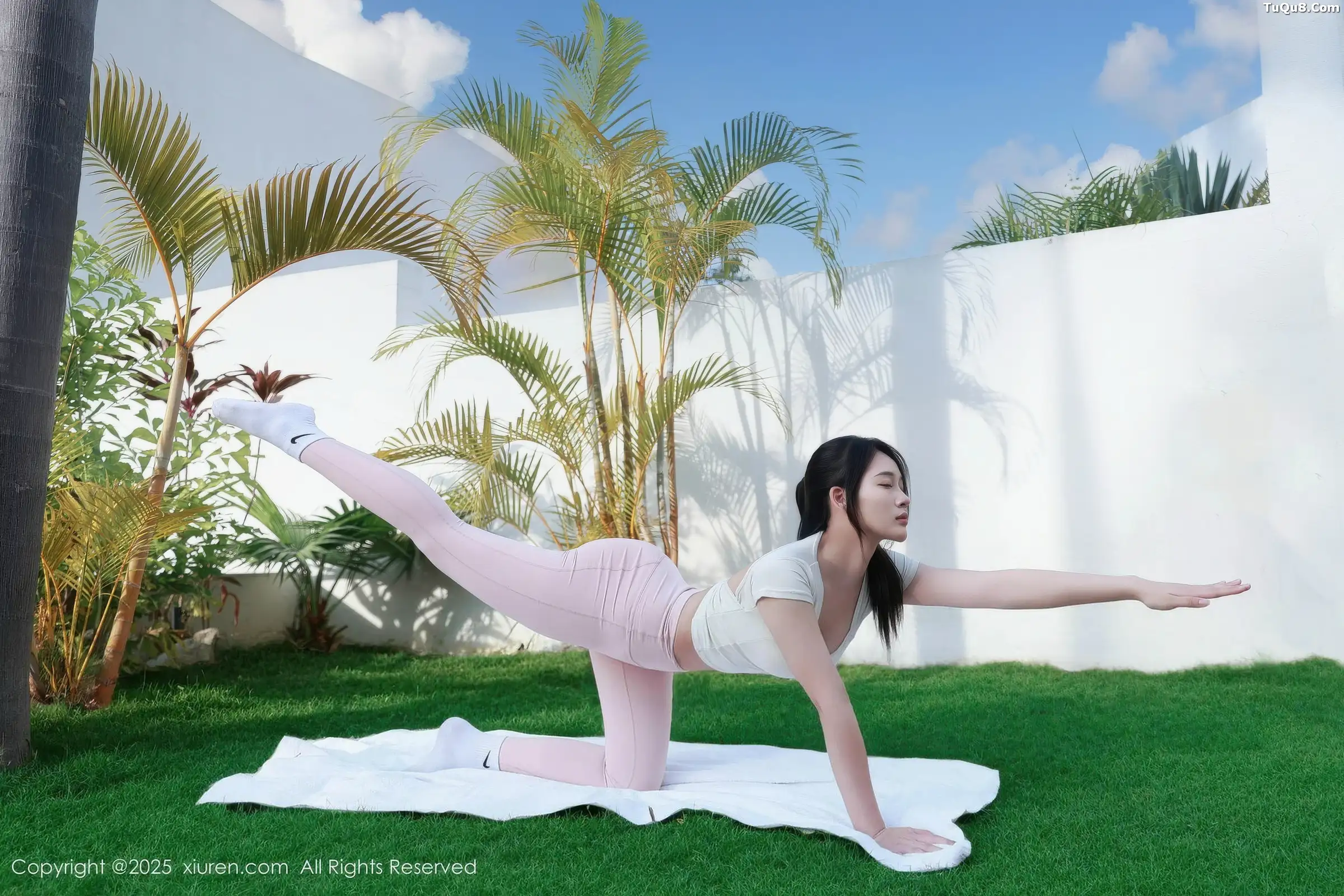 秀人集.com_[XiuRen秀人网]No.11018_模特南乔性感浅色瑜伽服配超薄无内灰丝秀惹火身材撩人诱惑写真80P